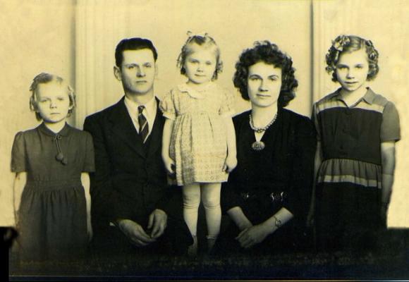 Alvin Goering Family
