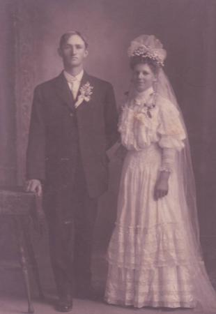 George & Matha (Bohling) Schleufer