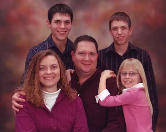 Tim Dettmann Family